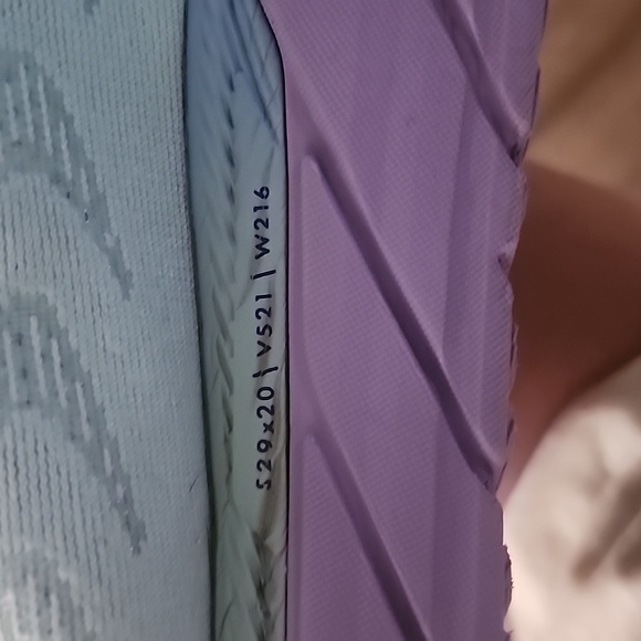 Hoka Arahi 6 Pastel Mint and Lavender Running Shoes - Picture 15 of 15